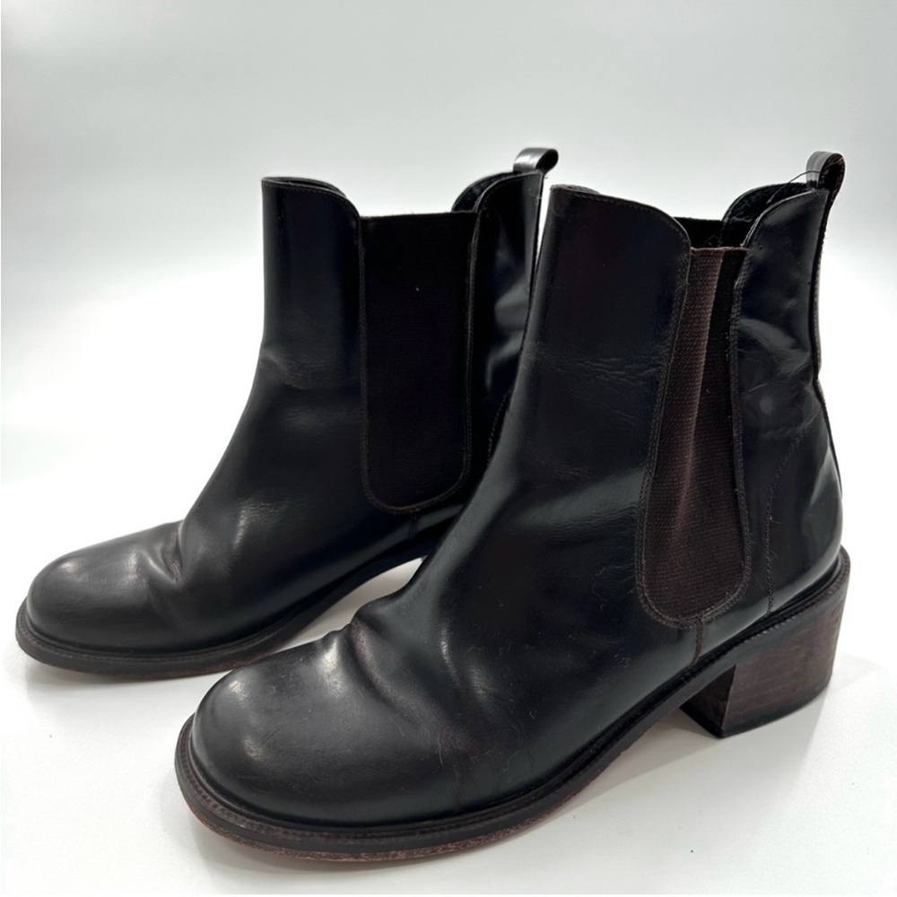 Vintage Guess leather boots made in Spain